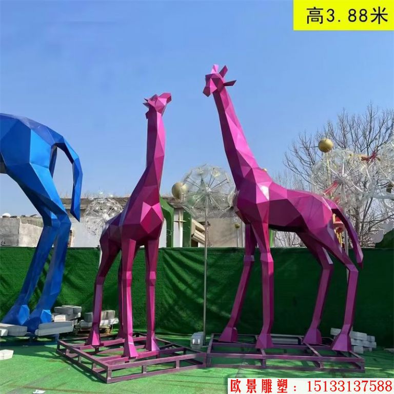 不锈钢切面长颈鹿雕塑1