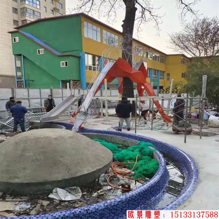 游乐场不锈钢滑梯景观装饰3